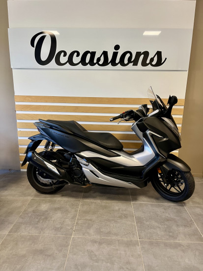 HONDA FORZA 300 - SAINT-MALO