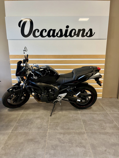 YAMAHA FZ6 S2 98CH - SAINT-MALO