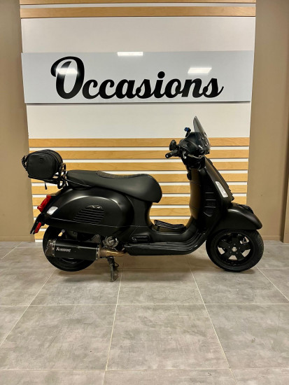 VESPA GTS 300 SUPER SPORT - SAINT-MALO