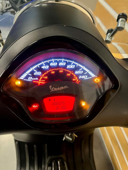 VESPA GTS 300 SUPER SPORT - SAINT-MALO