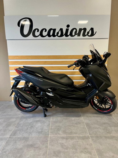 HONDA FORZA 350 - SAINT-MALO