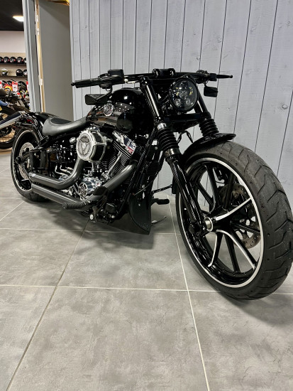 HARLEY DAVIDSON SOFTAIL BREAKOUT 1690 (103) - SAINT-MALO