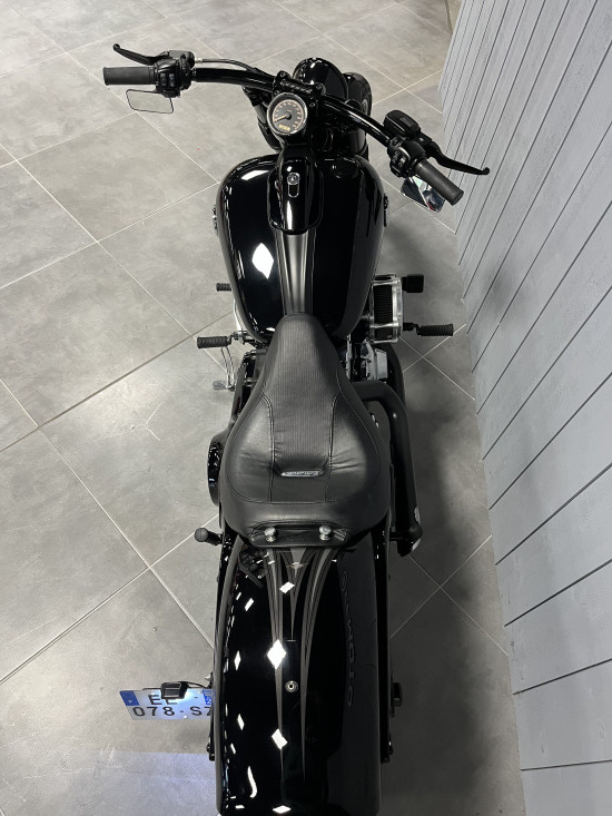 HARLEY DAVIDSON SOFTAIL BREAKOUT 1690 (103) - SAINT-MALO