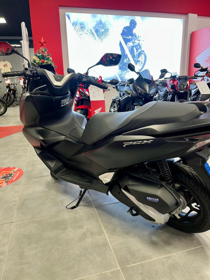 HONDA PCX 125 STANDARD - SAINT-MALO