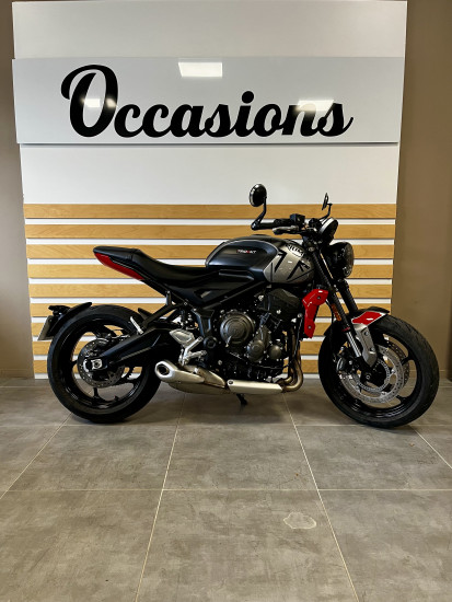 TRIUPH TRIDENT 660 - SAINT-MALO