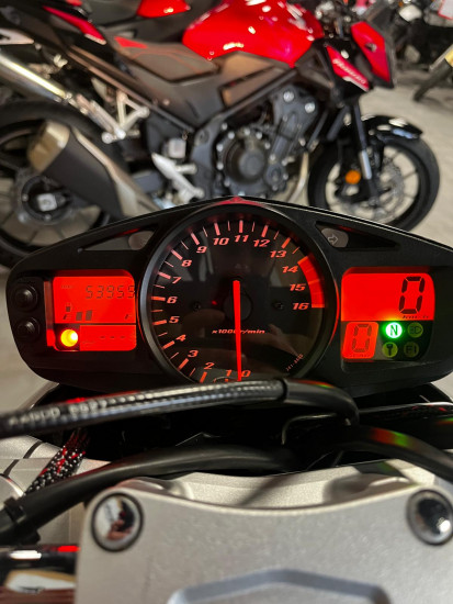 SUZUKI GSR 600 - SAINT-MALO