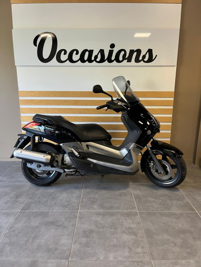 YAMAHA X-MAX 125 - SAINT-MALO